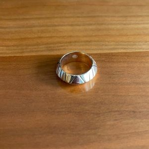 HOUSE OF HARLOW 1960 AZTEC THIN STACK RING